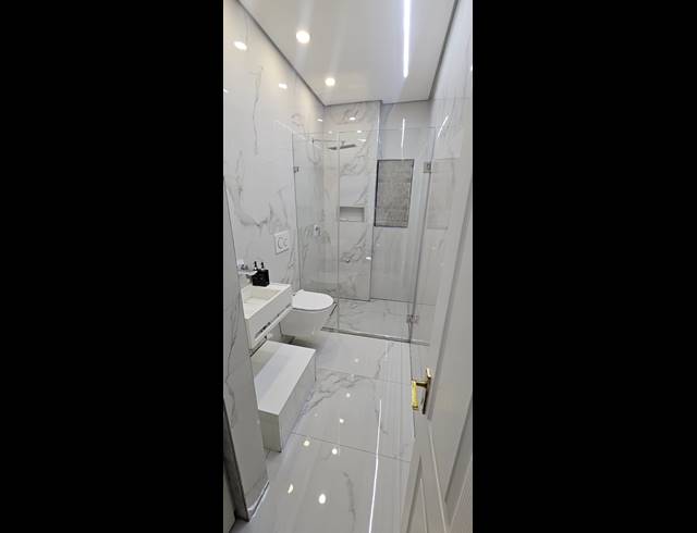 3 BEDROOM FREEHOLD FOR SALE IN THE ISLANDS ESTATES